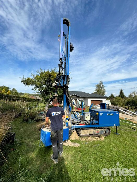 Odwierty pod studnie głębinowe i pompy ciepła, wiercenie