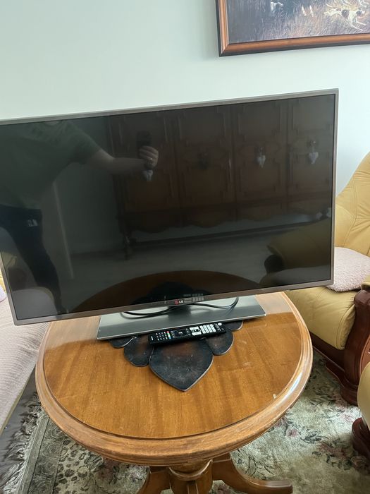 Telewizor TV LG 42LB650V - Sprawny