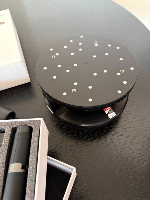 Revopoint Mini 3D Scanner, com estabilizador e base rotativa