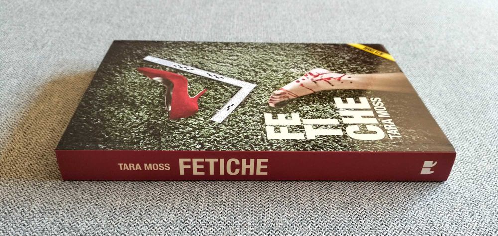Livro "Fetiche" Tara Moss