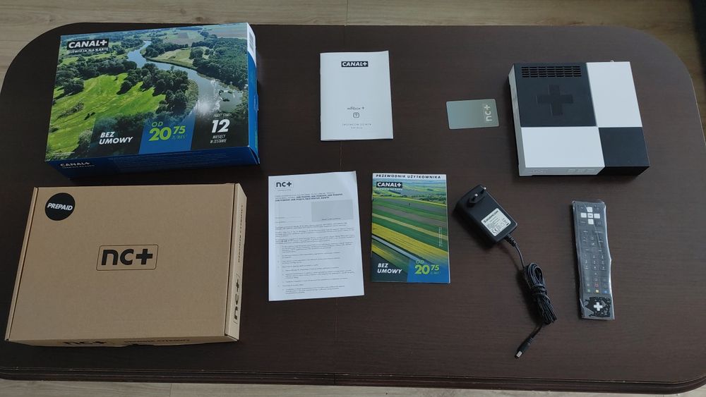 Tuner Satelitarny HD SAGEMCOM DSIW74 DVB-S2 WiFi Lan CYFRA+ TNK Karta Prepaid