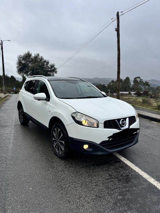 Nissan Qashqai + 2 Tekna Sport