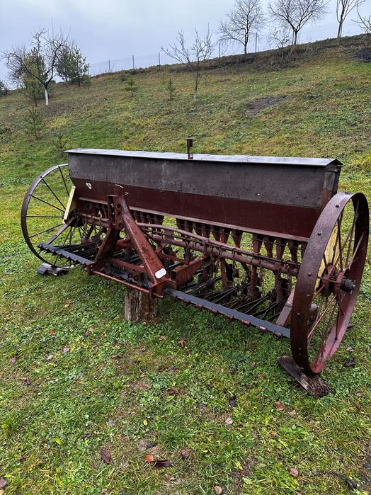 Сівалка польська заводська