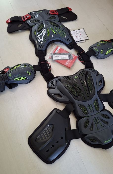Панцир Alpinestars A10 FULL мото панцирь захист тіла  черепаха мото черепаха захист тулуба Leatt 6.5 5.5  kovi geon ендуро мотокрос
 та вагу до 100кг.