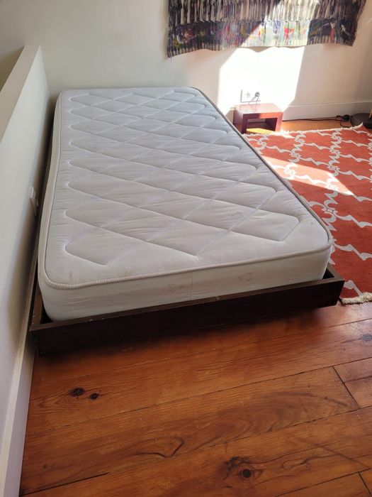Cama king size 160x 200  - cama de  solteiro