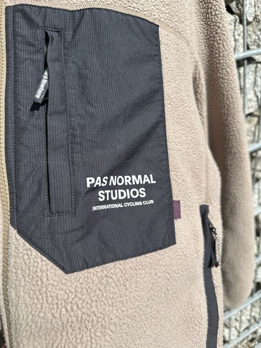 Bluza polar Pas Normal Studios rozmiar M Kurtka  Fleece