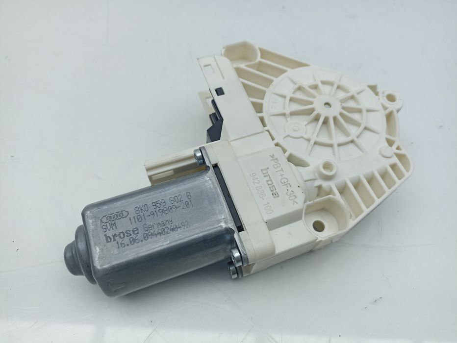 Motor vidro frente direito AUDI Q5 (8R)