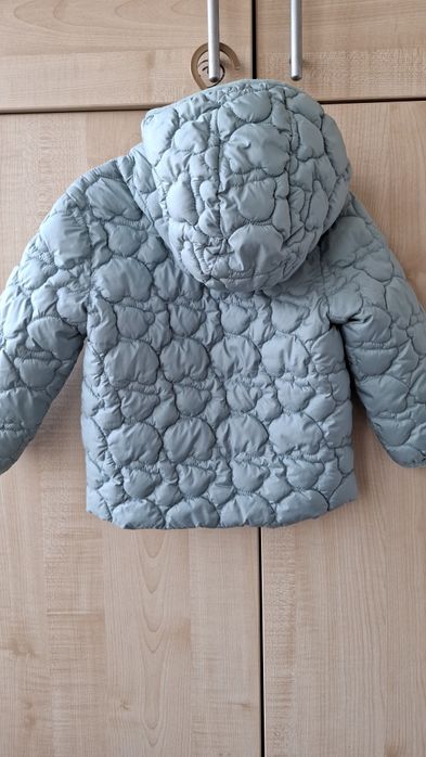Курточка Reserved на дівчинку 86 р.
