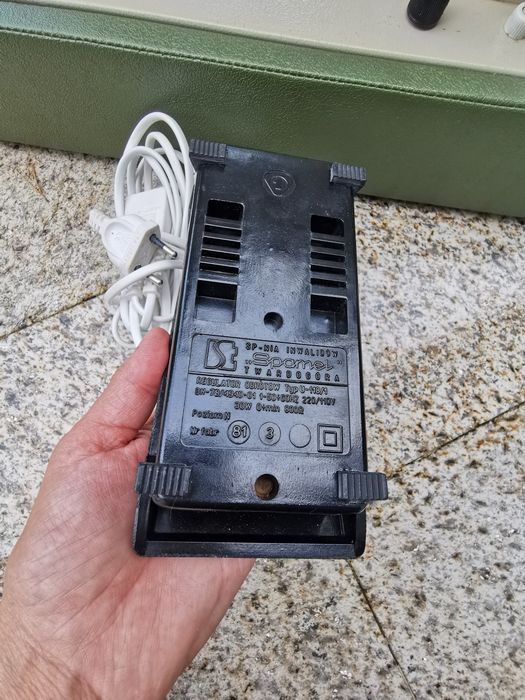 Predom Łucznik 466 z 1981r wraz z  dokumentacją maszyna do szycia