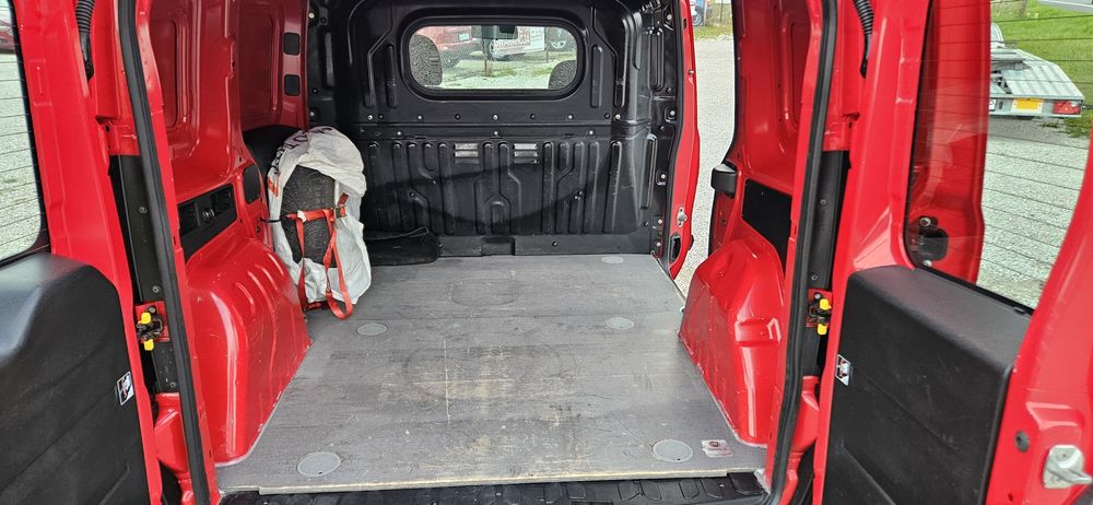 FIAT DOBLO 2012 R 1.6 Diesel.Klima.Dobrze Utrzymany.Raty.
