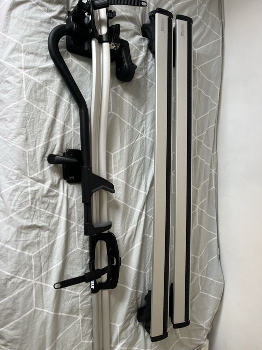 Barras de tejadilho Thule + Suporte para bicicleta Thule