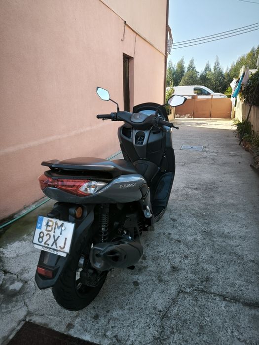 Yamaha n max 125