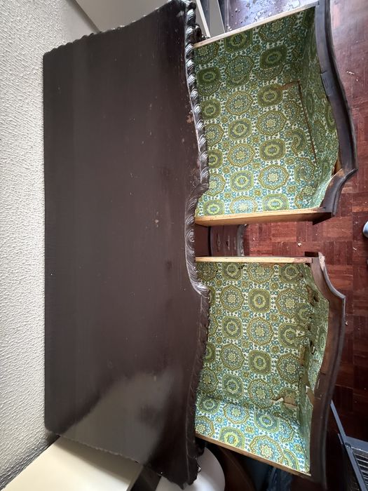 Cómoda e mesas de cabeceir antiga em madeira maciça – excelente estado