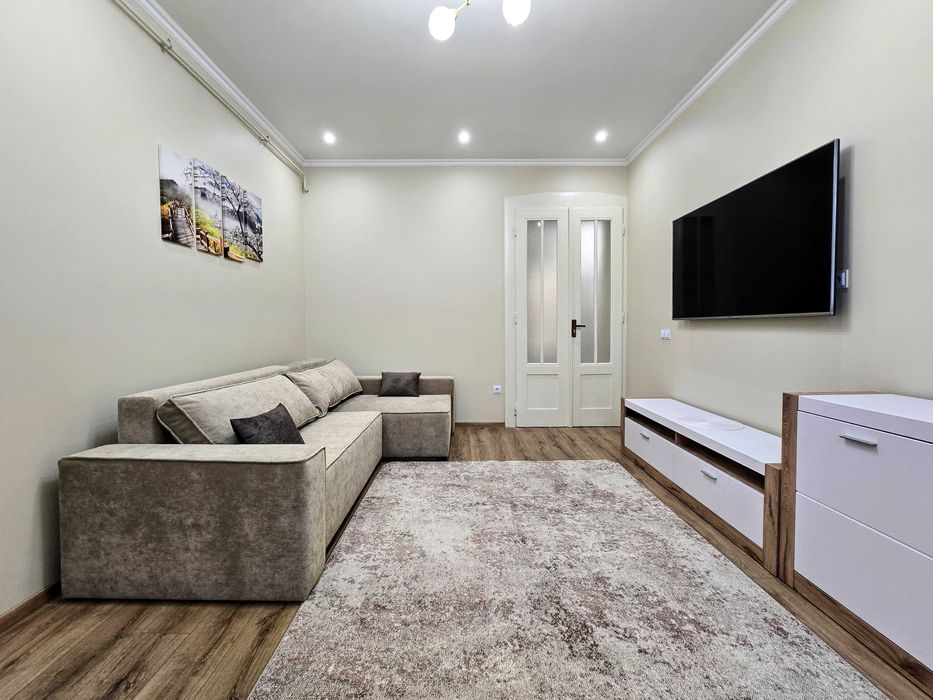 Здається 2-Х кімнатна квартира в ЦЕНТРІ міста на вул.ЖУКОВСЬКОГО