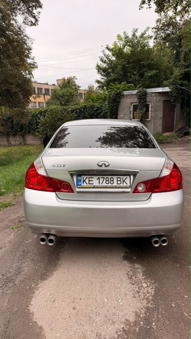 продам инфинити м35