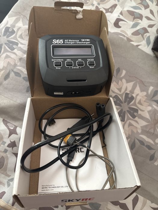 Carregador SKYRC S65 Charger lipo , lilon, lihv, life..