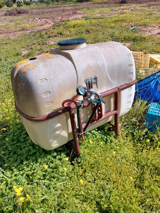 Pulverizador Rocha 400 littros