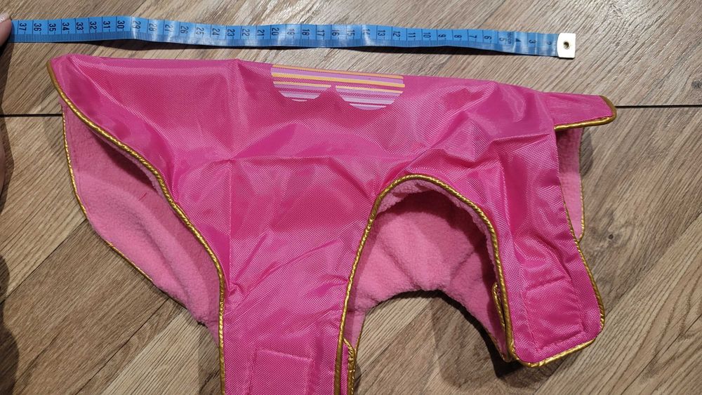 Małe ubranko dla psa różowe i niebieskie