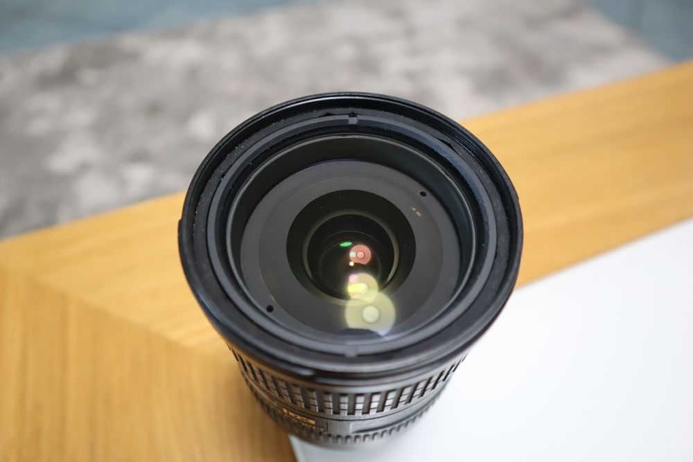 Nikon AF-S DX 18-200mm F/3.5-5.6 ED VR