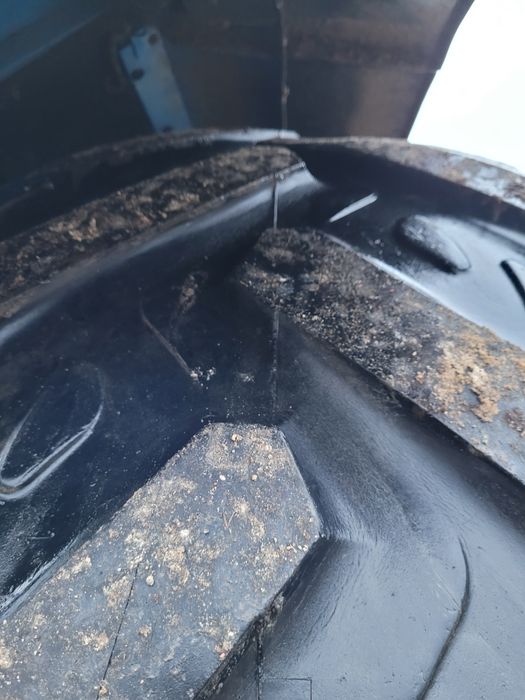Opony 520/85R42  20.8R42 Kleber Traker