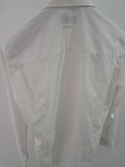 Camisa branca para homem - Lefties - tamanho S (Slim fit)