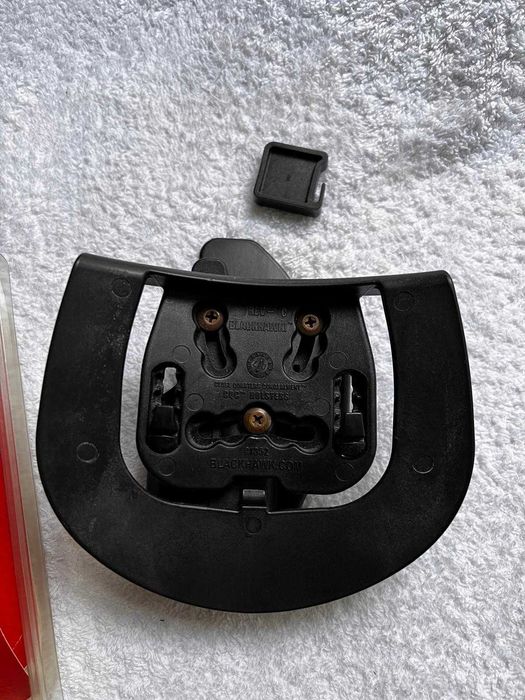 Coldre BLACKHAWK! CQC Destro para Glock 19, 23, 32 Polimero Preto