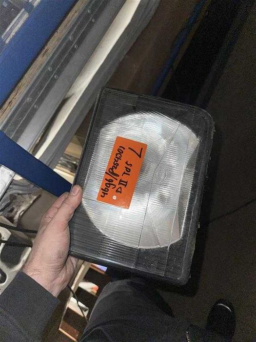 Land Rover Discovery TD5 farol farois completo LHD