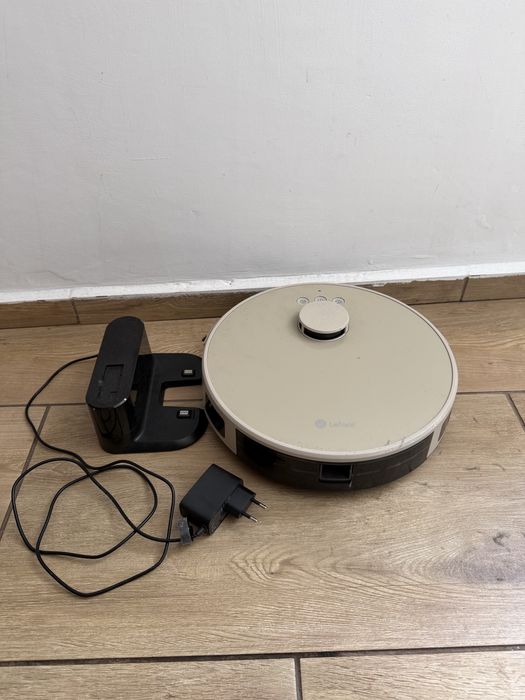 Robot odkurzajacy Lefant M1