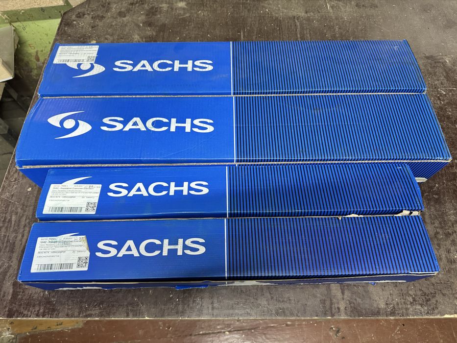 Амортизатори cayenne touareg q7 2010-2014