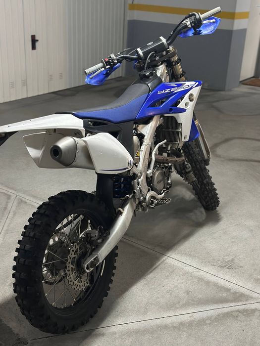 Yamaha yz250f com documentos