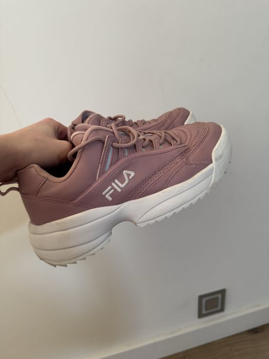 Buty różowe Fila