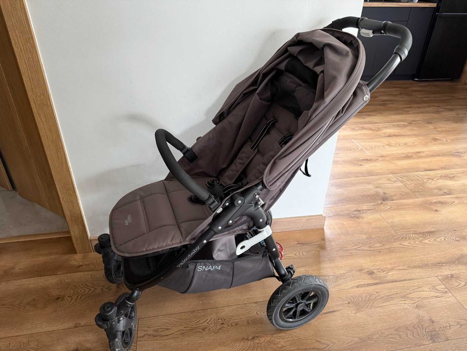 Valco Baby Snap 4 Sport VS – lekki wózek spacerowy z pompowanymi kołami