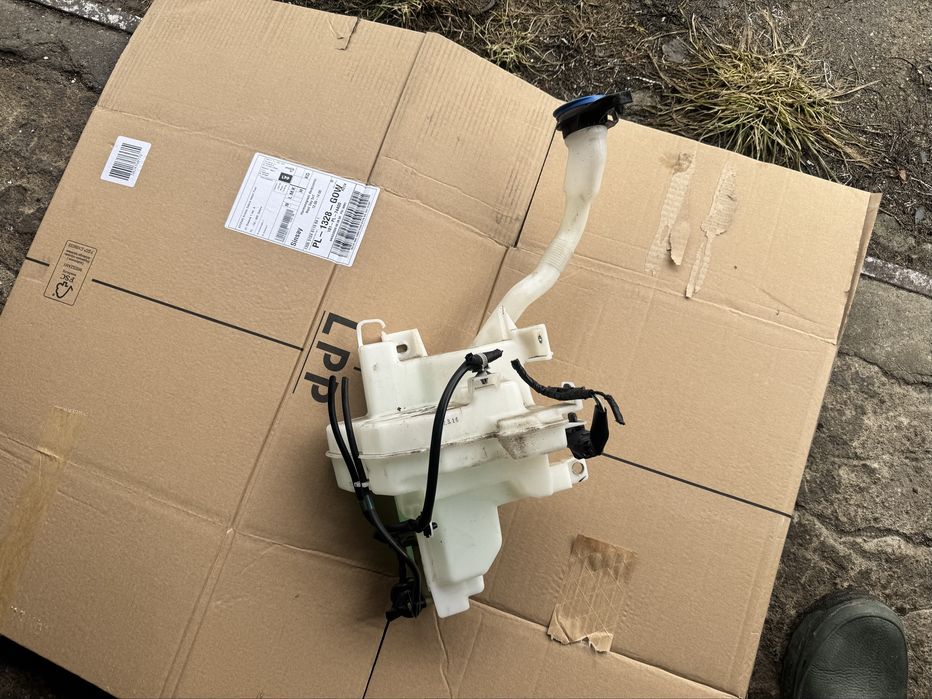 Mazda2 dj 15-21 zbiorniczek spryskiwaczy kompletny