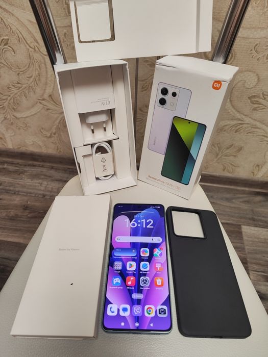 ИГРОВОЙ Xiaomi redmi note 13 Pro 5G, память 8+8-256гиг, как новый.