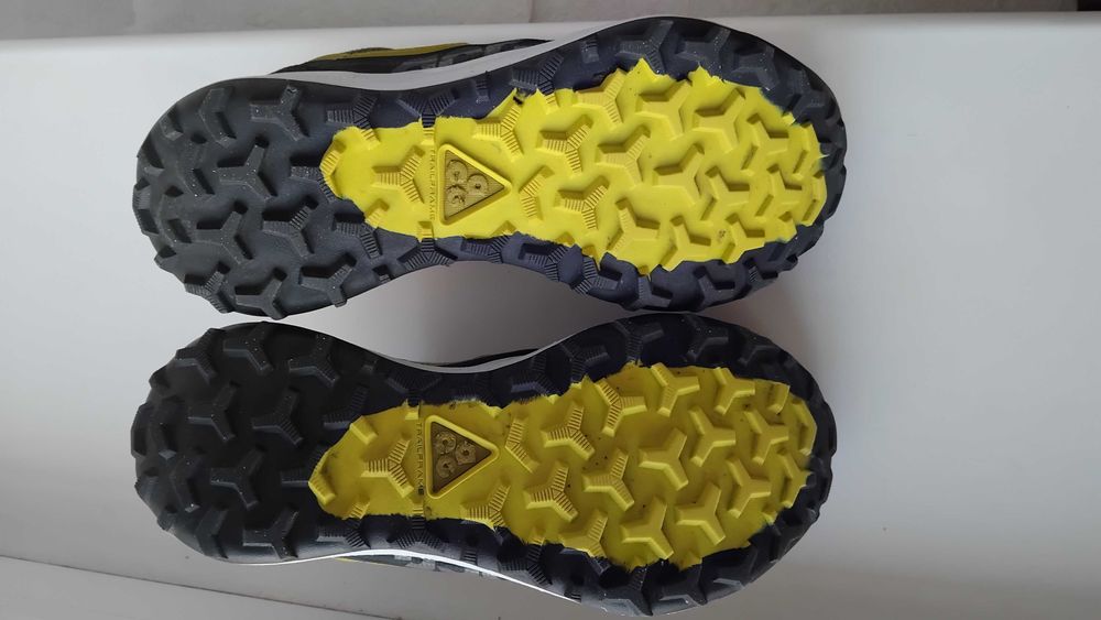 Кросівки  Nike Acg Lowcate Shoes Black DM8019-300   40 р 25 см