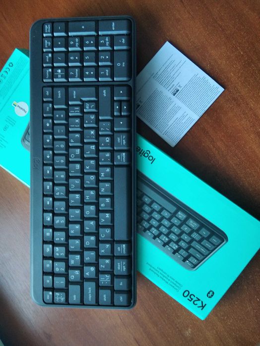 Нова Блютуз клавиатура