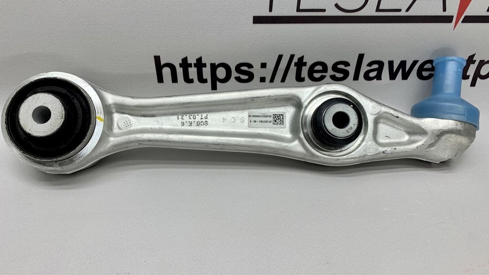 Tesla Model S  Plaid Ричаг запчасти тесла розборка