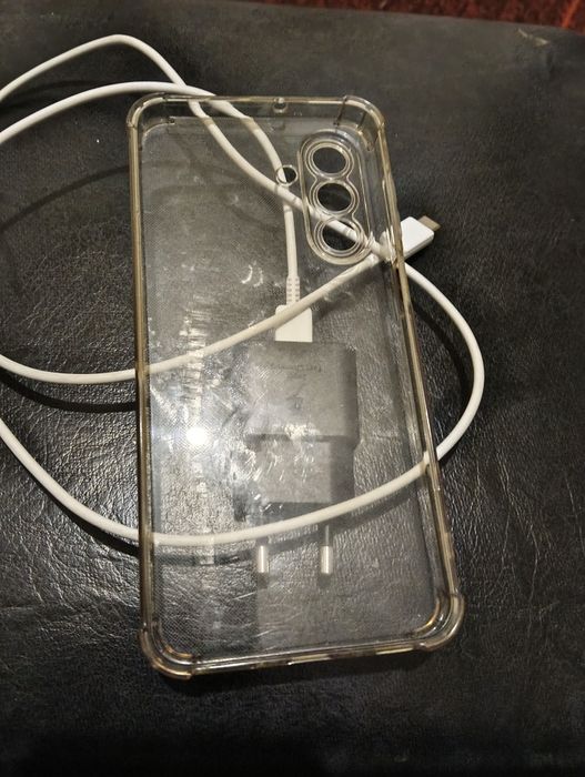 Зарядний пристрій