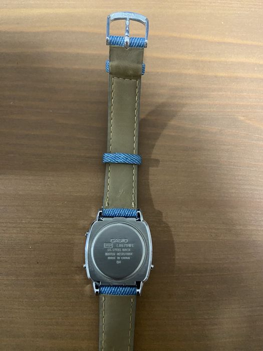 Casio LA670WE como novo