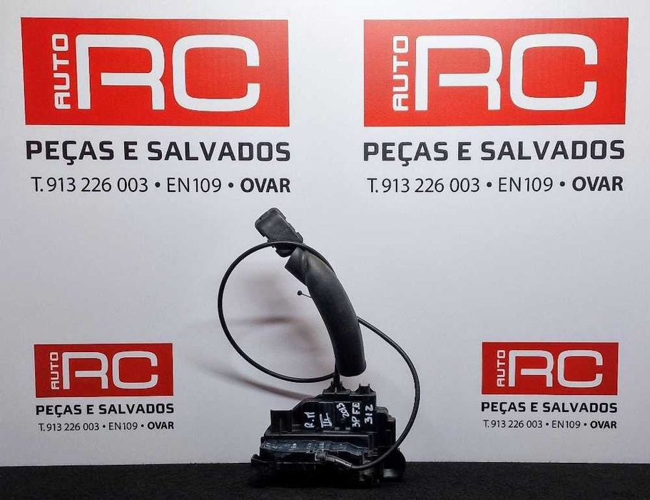 Fechadura / Fecho Porta Frente Esquerdo 805030003R - RENAULT MEGANE III Hatchback