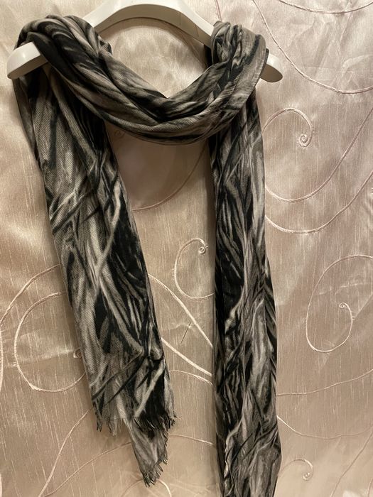 Elegancki duży szal