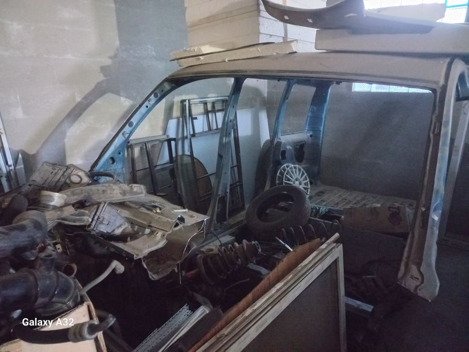 Кузов .четверть Фіат Добло