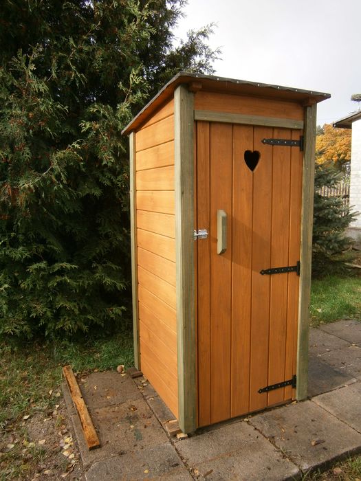 Wc drewniane / ogrodowe/ wychodek