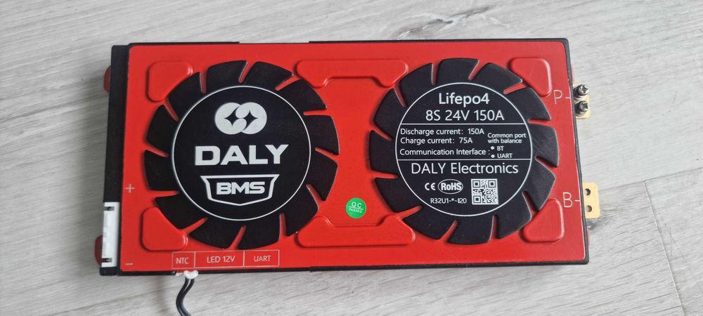 DALY Smart BMS 8S 24V 150A LiFePO4 Bluetooth UART плата захисту АКБ для акумулятора аккумулятора для сонячної станції сонечной станции