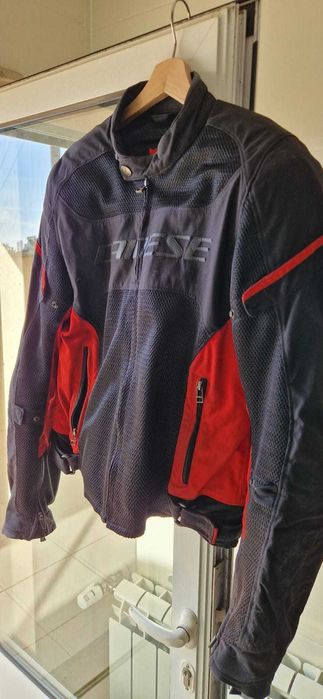 Casaco Dainese e Alpinstar