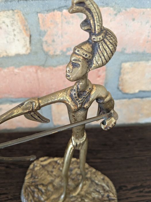 Decoração artesanal bronze africana arco