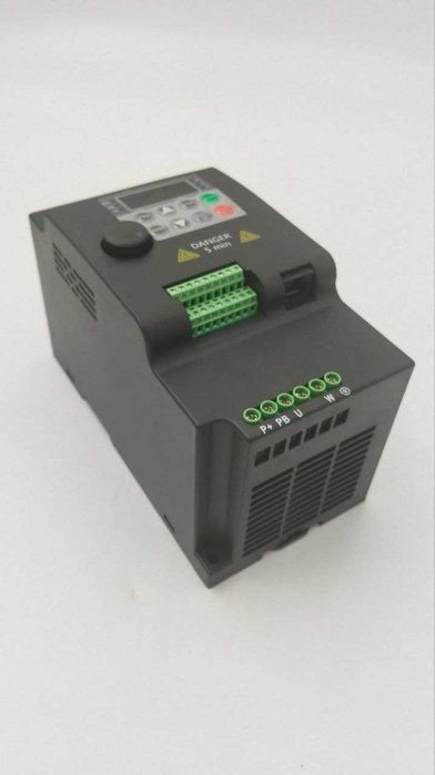 220V 4kW 15A 1Ф — частотний перетворювач SUSWE SU300 (220В-220В)
