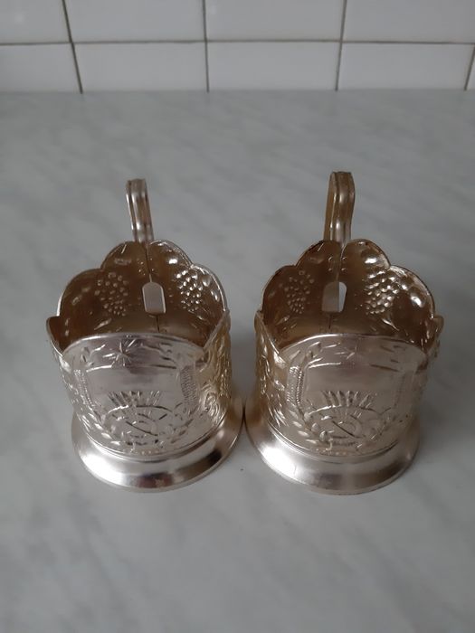 Подстаканники  и салфетница