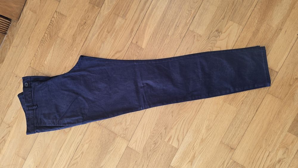 Calças H&M slim fit (tamanho 30)