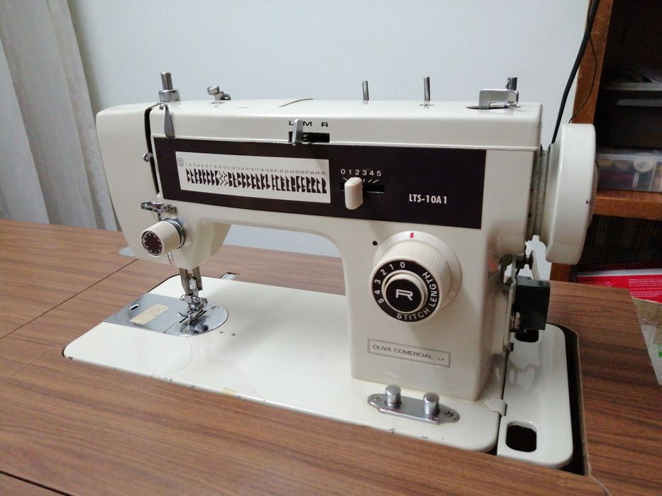 Máquina costura oliva comercial